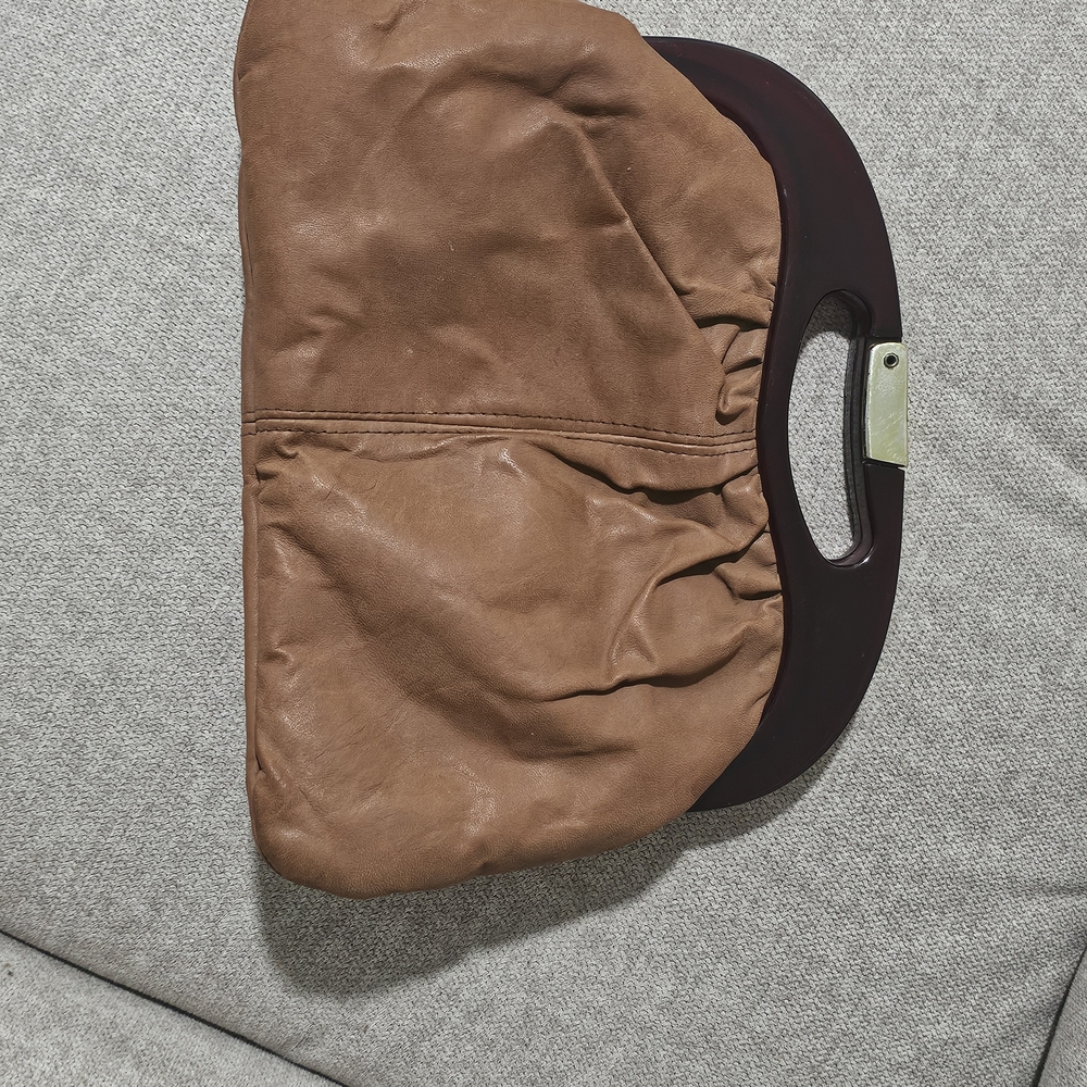Elegant Tan Women's Bag with Wooden Handle